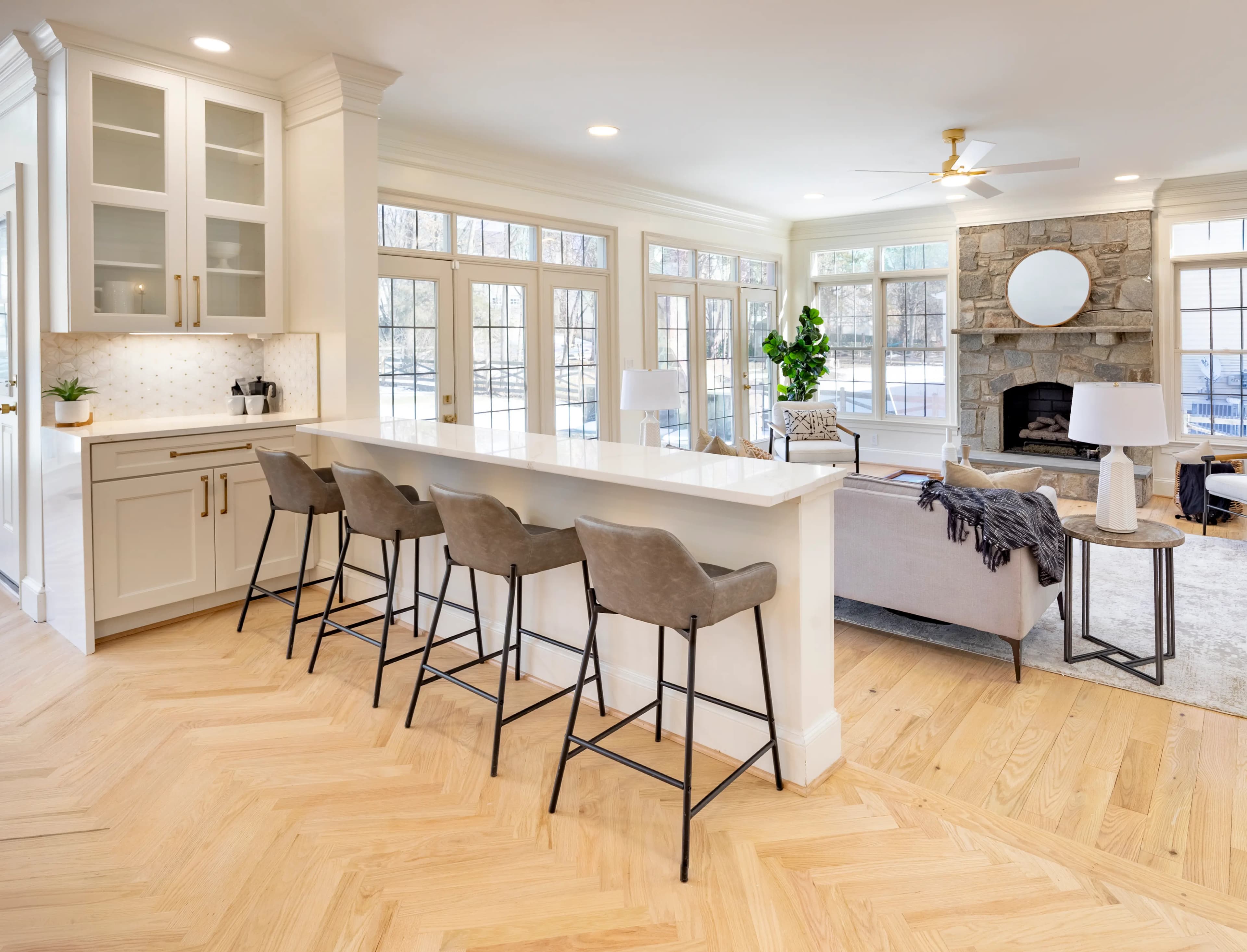 Luxury kitchen remodel by Pointman Construction, serving DC, Maryland and Virginia